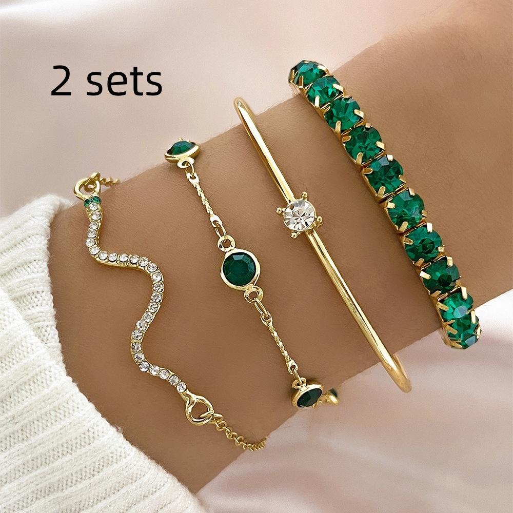 Set de 4 Pulseras Elásticas Omnia – Brazaletes de Diamantes de Imitación Verdes para Mujer | Estilo Lujoso y Ajustable - Imagen 7