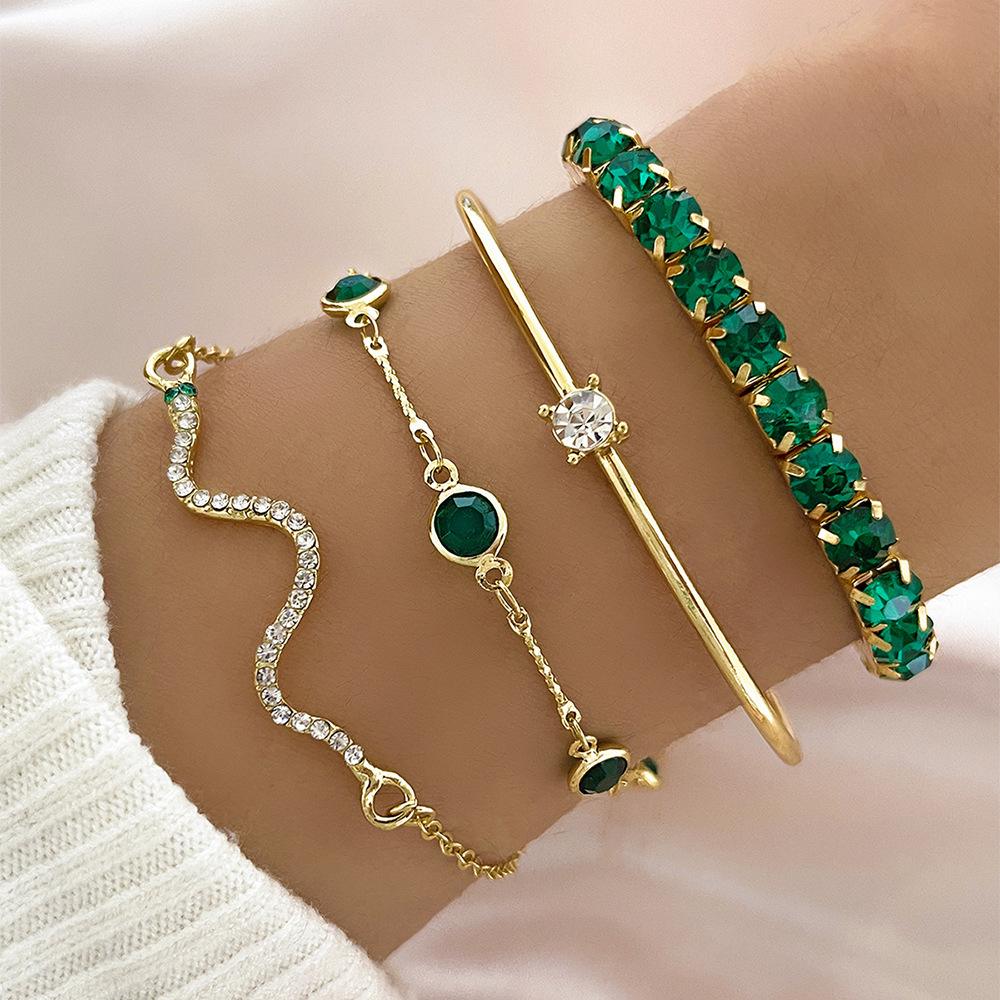 Set de 4 Pulseras Elásticas Omnia – Brazaletes de Diamantes de Imitación Verdes para Mujer | Estilo Lujoso y Ajustable
