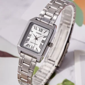 Reloj Casio LTP-V007D Mujer | Diseño Tonneau Acero Inoxidable | Elegancia Clásica